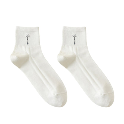 5 Pairs Women's Breathable Mesh Crew Socks with Antibacterial Design for Everyday Comfort