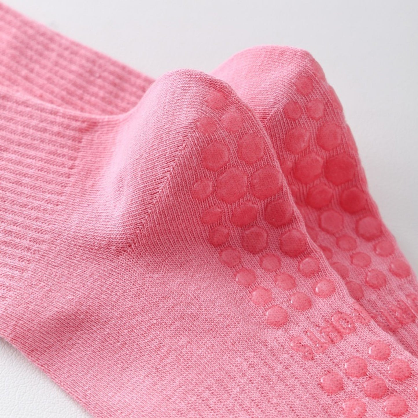 2-Pair Knee High Grip Bottom Socks with Ribbed Knit Design and Cushioned Comfort for Yoga, Pilates, and Dance