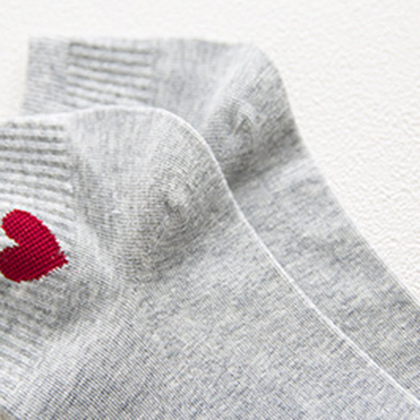 5-Pair Ankle Socks with Ribbed Cuff and Embroidered Heart Accent for Everyday Comfort and Style