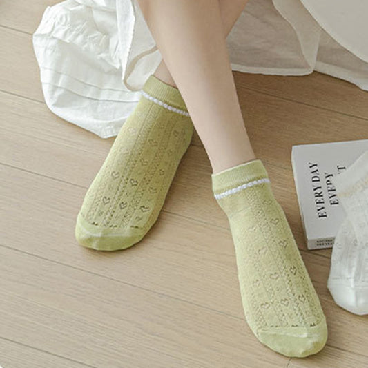 5-Pair Knit Ankle Socks with Delicate Heart Pattern and Ruffled Cuff Detail for Sweet Everyday Style