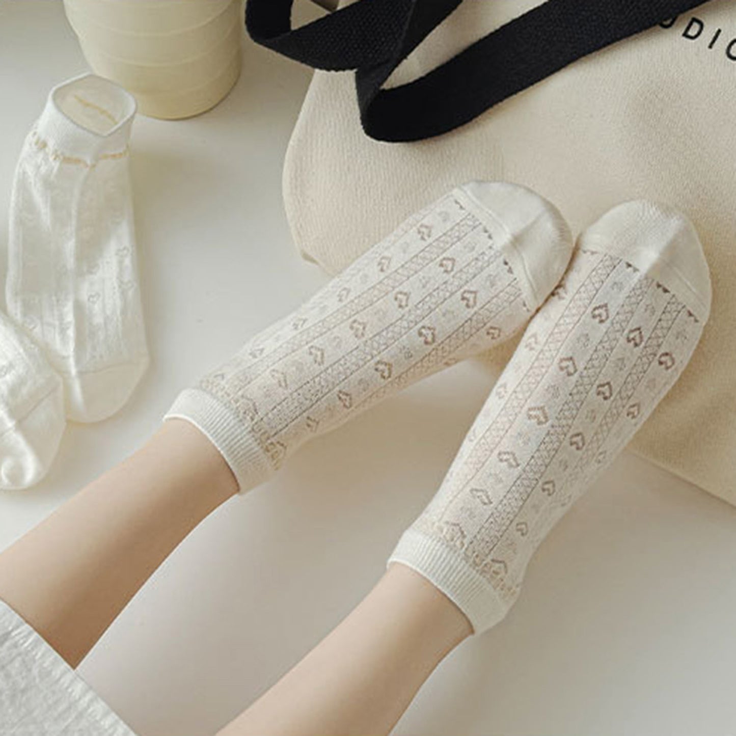 5-Pair Knit Ankle Socks with Delicate Heart Pattern and Ruffled Cuff Detail for Sweet Everyday Style