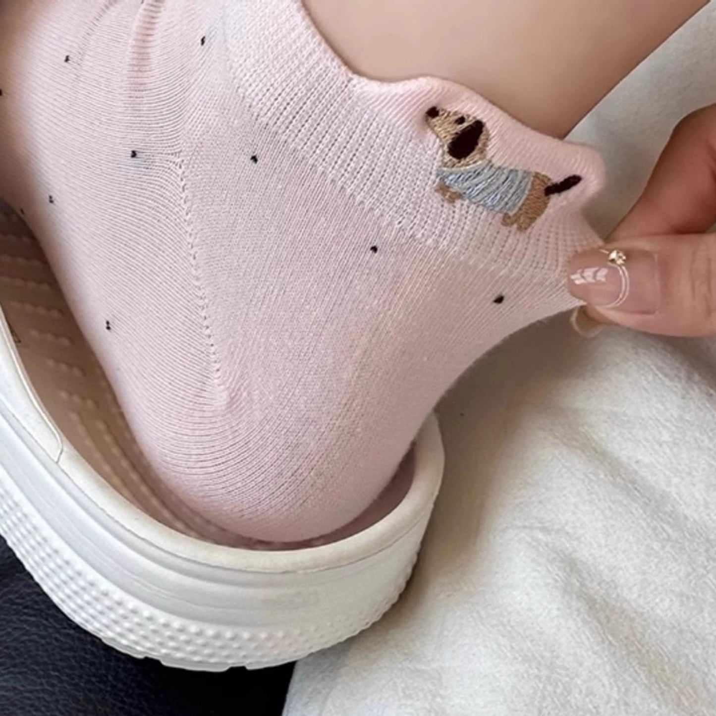 3-Pair No-Show Socks with Embroidered Dog Design and Soft Knit Low-Cut Fit for Casual Comfort