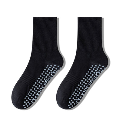 2 Pairs Women's Yoga Non-Slip Crew Socks with Gripped Soles for Pilates and Home Workouts