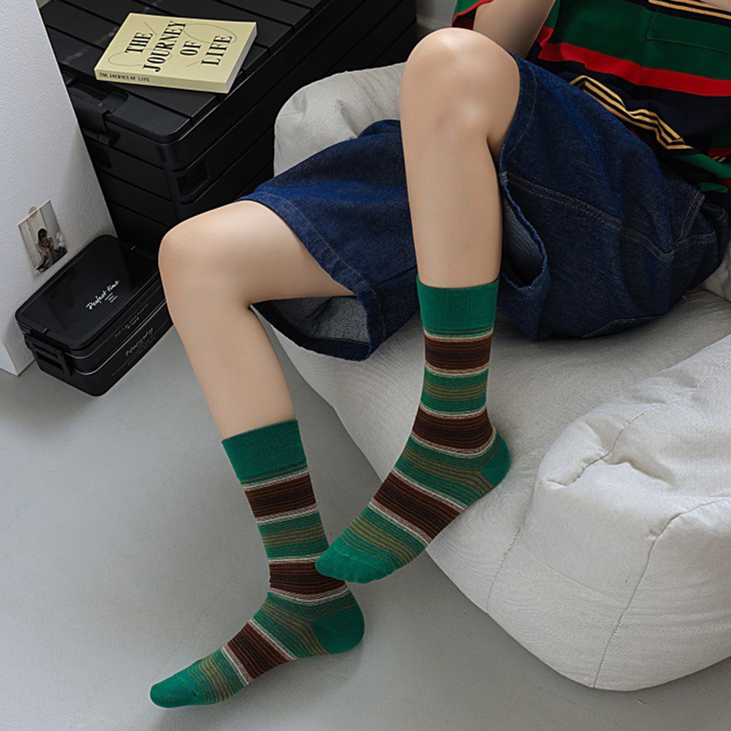 3 Pairs Cotton Crew Socks with Retro Colored Striped Patterns and Comfortable Classic