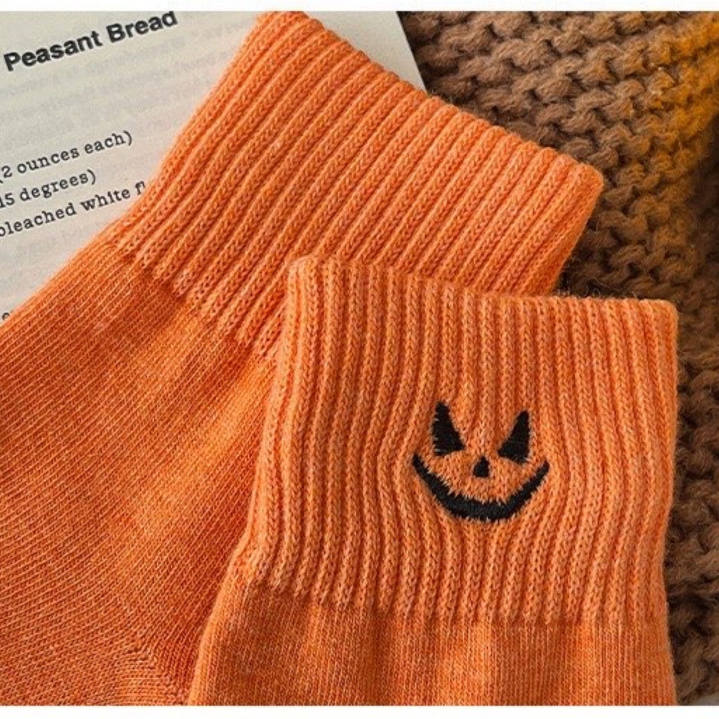 3-Pack Crew Socks with Ribbed Cuffs in Festive Halloween Design