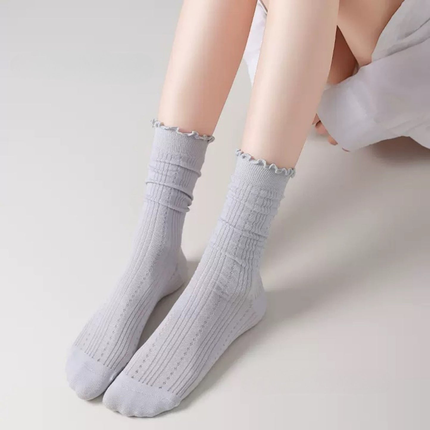 3 Pair Pack Quarter Socks with Knit Patterns Lace Trim and Bow Detail