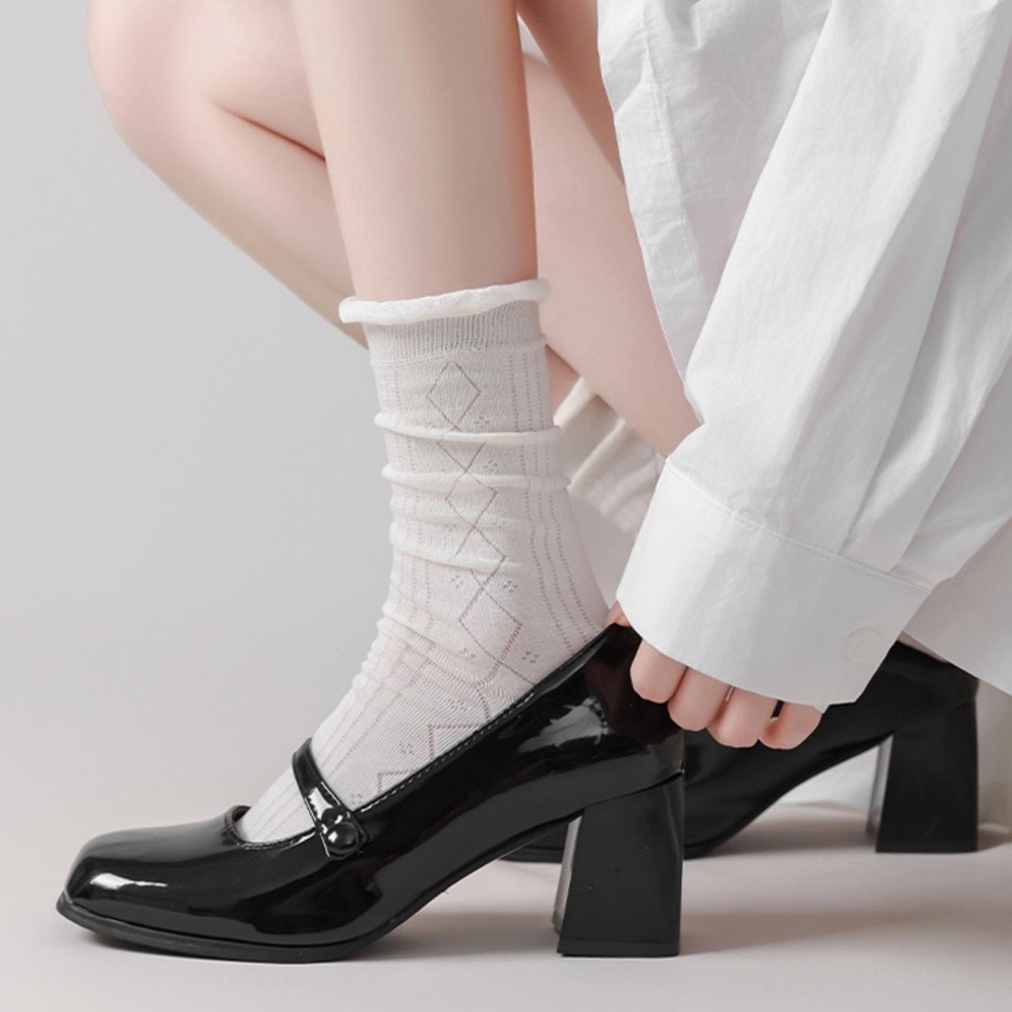 3 Pair Pack Quarter Socks with Knit Patterns Lace Trim and Bow Detail