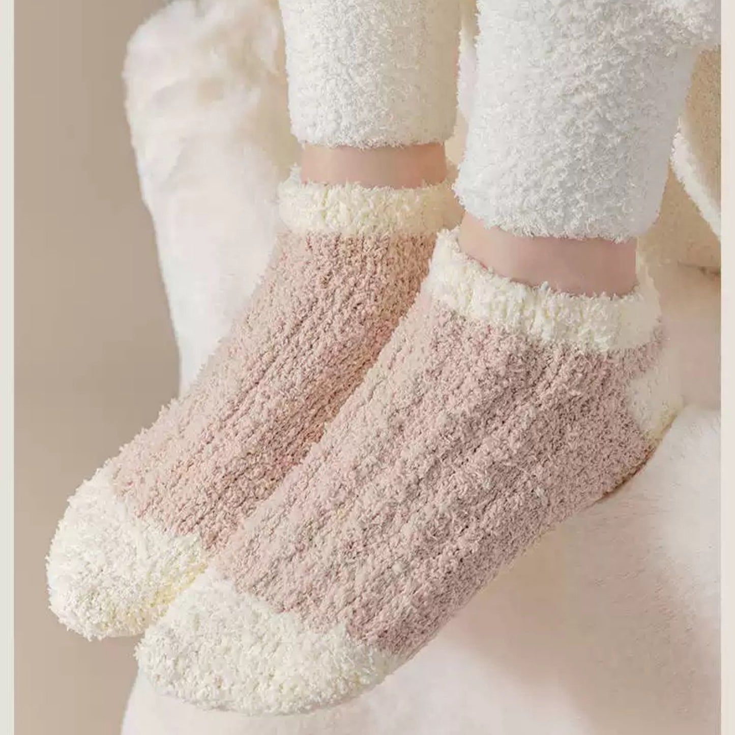 3-Pair Ultra-Soft Fuzzy Ankle Socks with Cozy Textured Design US 5¨C10