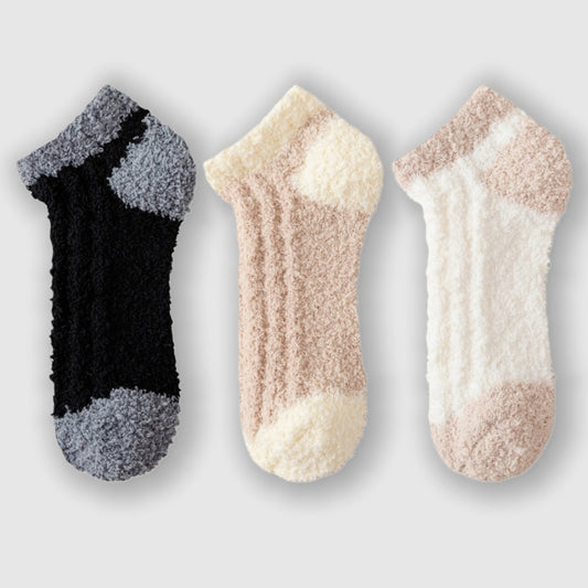 3-Pair Ultra-Soft Fuzzy Ankle Socks with Cozy Textured Design US 5¨C10
