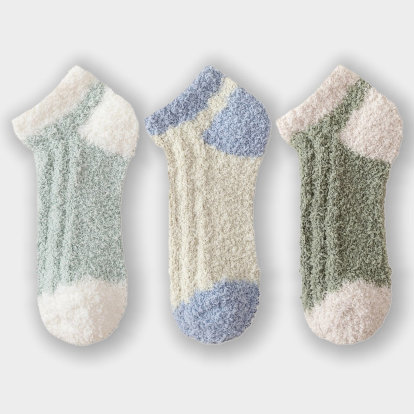 3-Pair Ultra-Soft Fuzzy Ankle Socks with Cozy Textured Design US 5¨C10