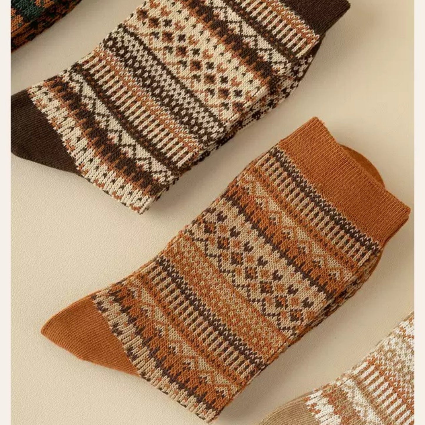 5-Pair Vintage Patterned Crew Socks Gift Set with Soft Knit Fabric US 5¨C9
