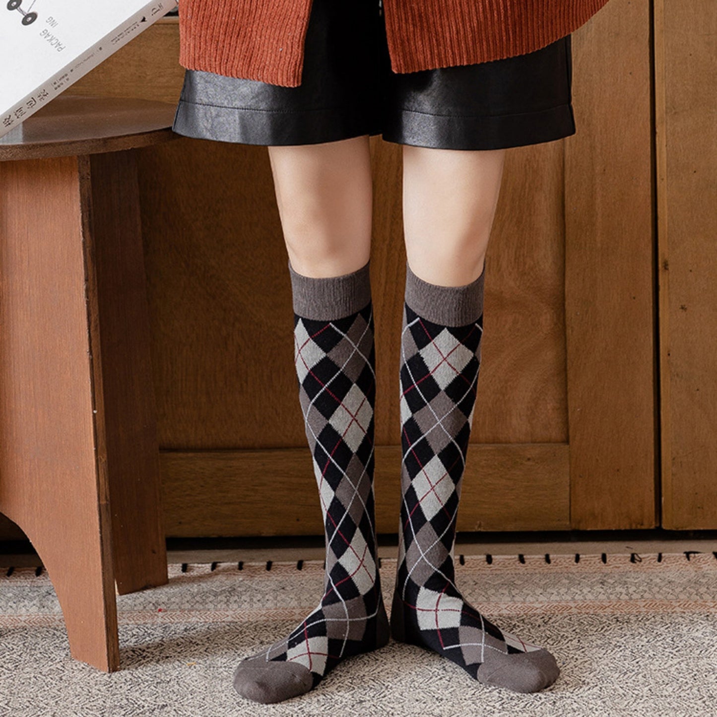 2-Piece Set Classic Argyle Knit Crew Socks with Soft Stretch Ribbed Cuffs