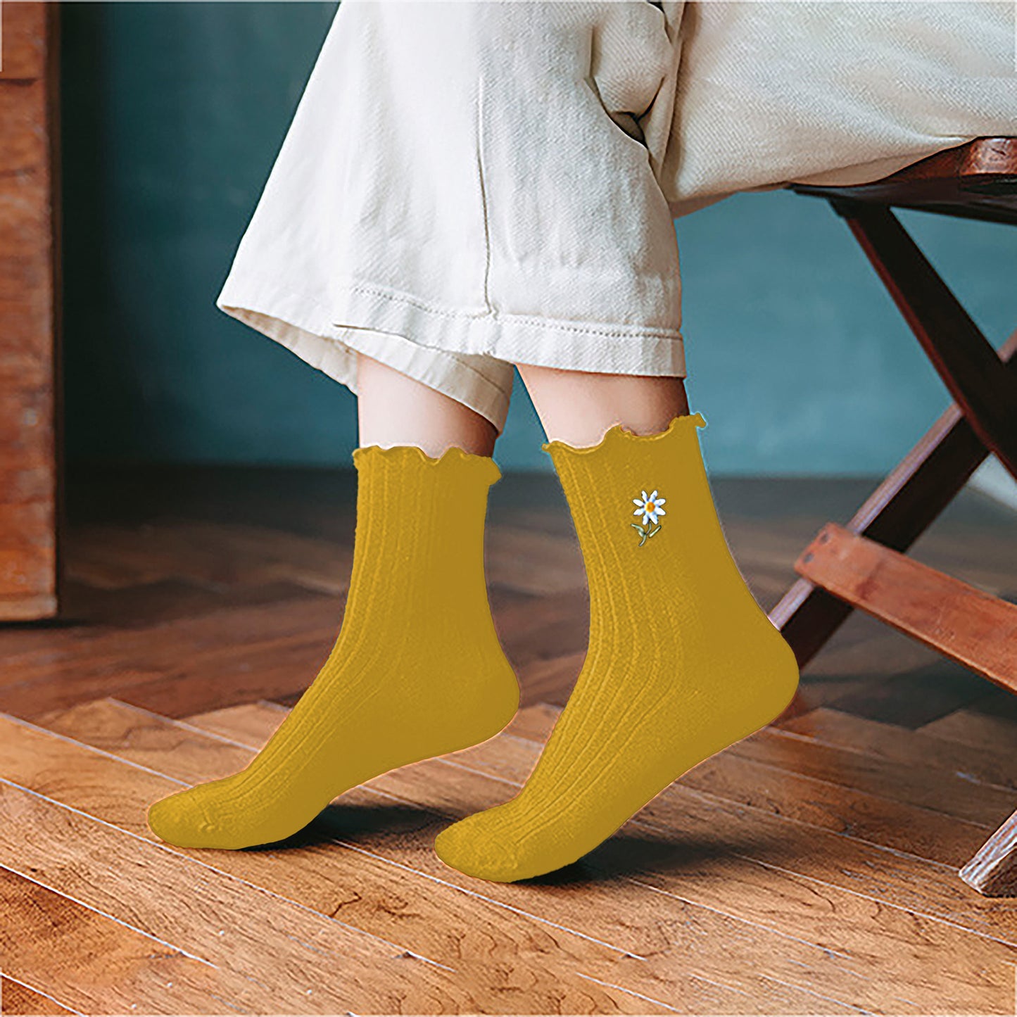 6pk Mustard Crew Socks with Ruffled Cuff and Daisy Embroidery