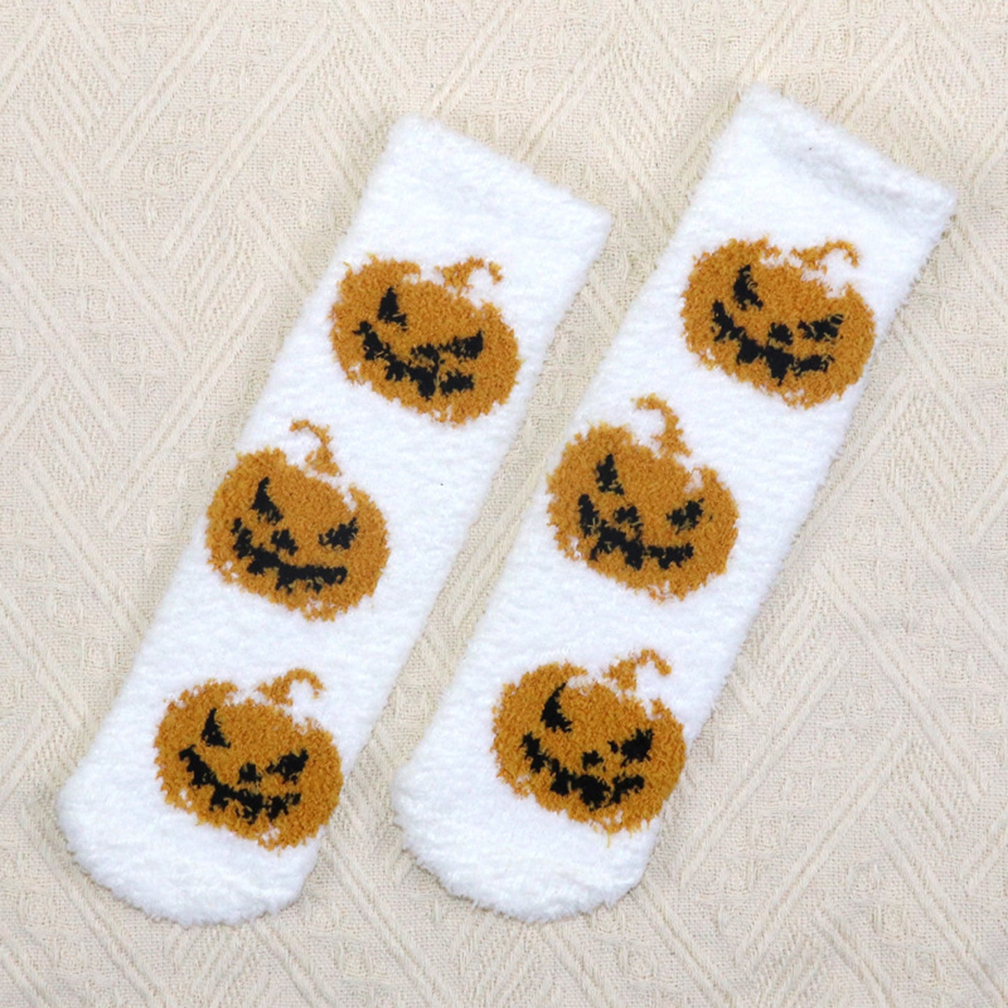 Halloween-Themed 6pk Fuzzy Socks Warm Mid-Calf Socks for Casual & Festive Wear
