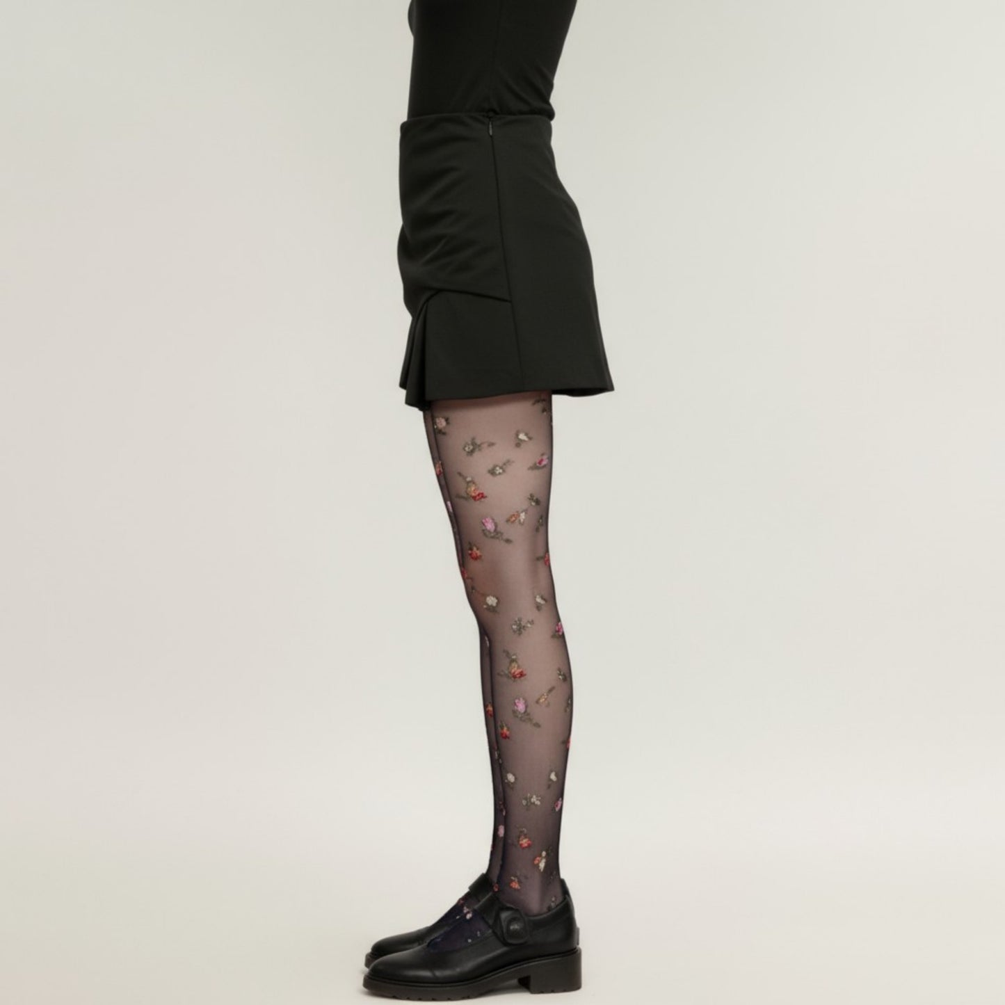 Sheer Floral Print Tights with Delicate Allover Pattern