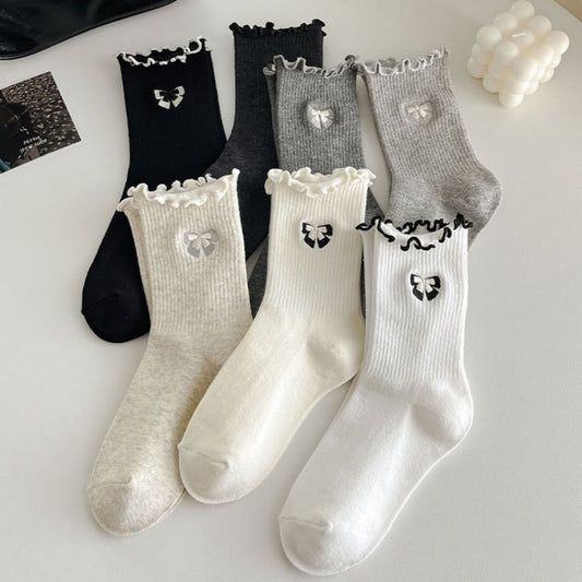 3-Pair Women's Soft Ribbed Ankle Socks with Lettuce Edge Trim and Bow Accent Stretch Knit Comfort Set US(5-10)