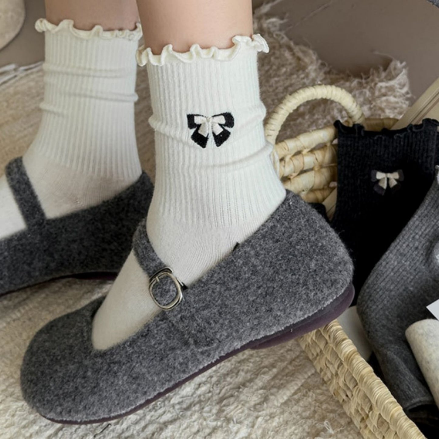 3-Pair Women's Soft Ribbed Ankle Socks with Lettuce Edge Trim and Bow Accent Stretch Knit Comfort Set US(5-10)