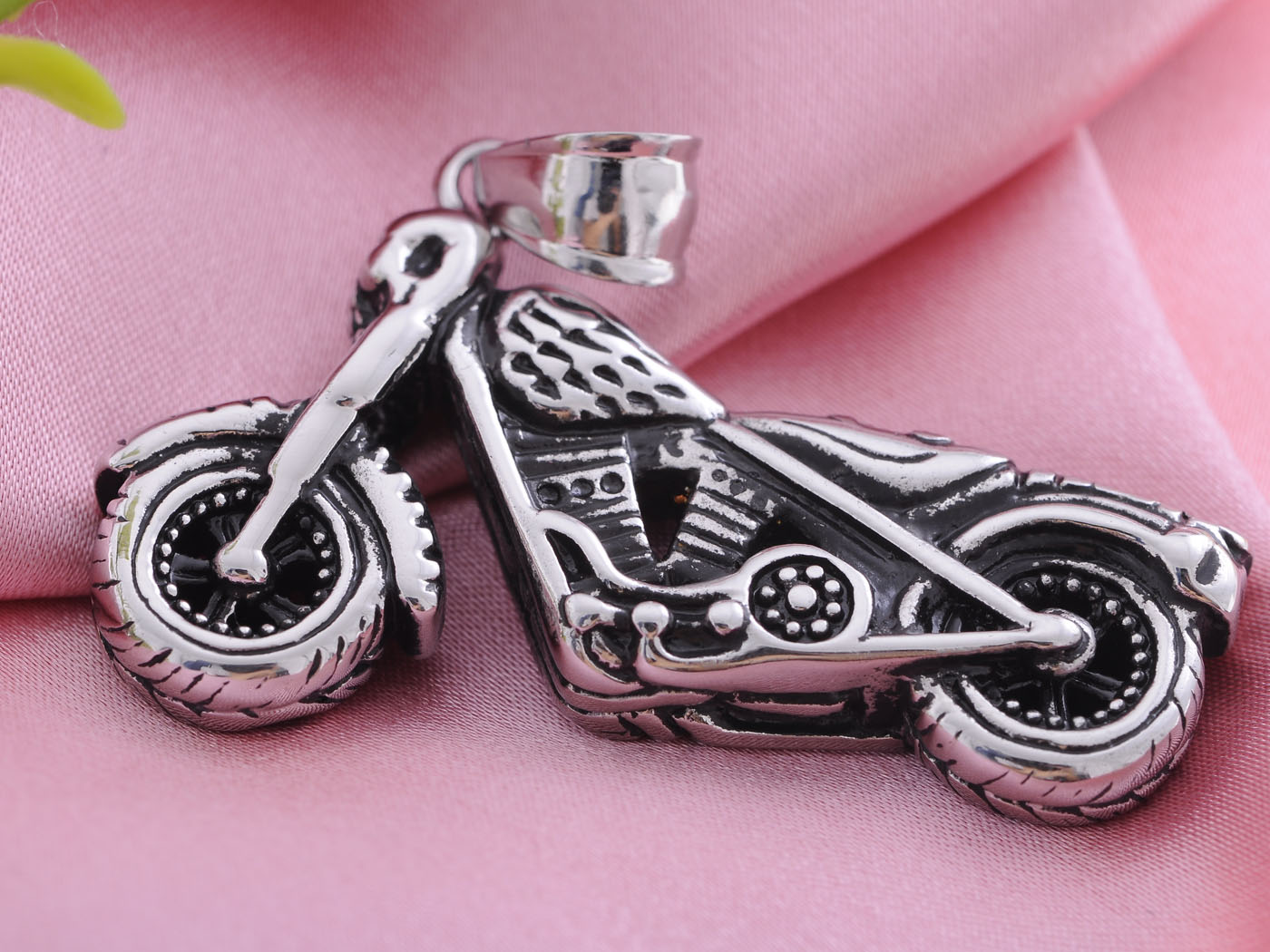 Stainless Steel Night Skeleton Head Motorcycle Necklace Pendant