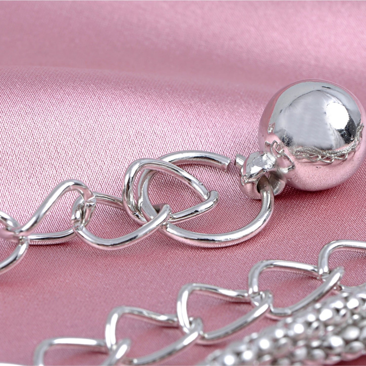 Waist Chain with Crystal Bow Accents and Pearl Details Adjustable Fit