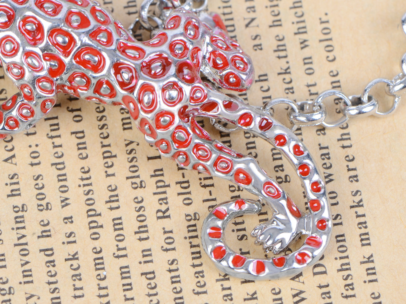 Red Spot Long Leopard Panther Animal Pendant Necklace
