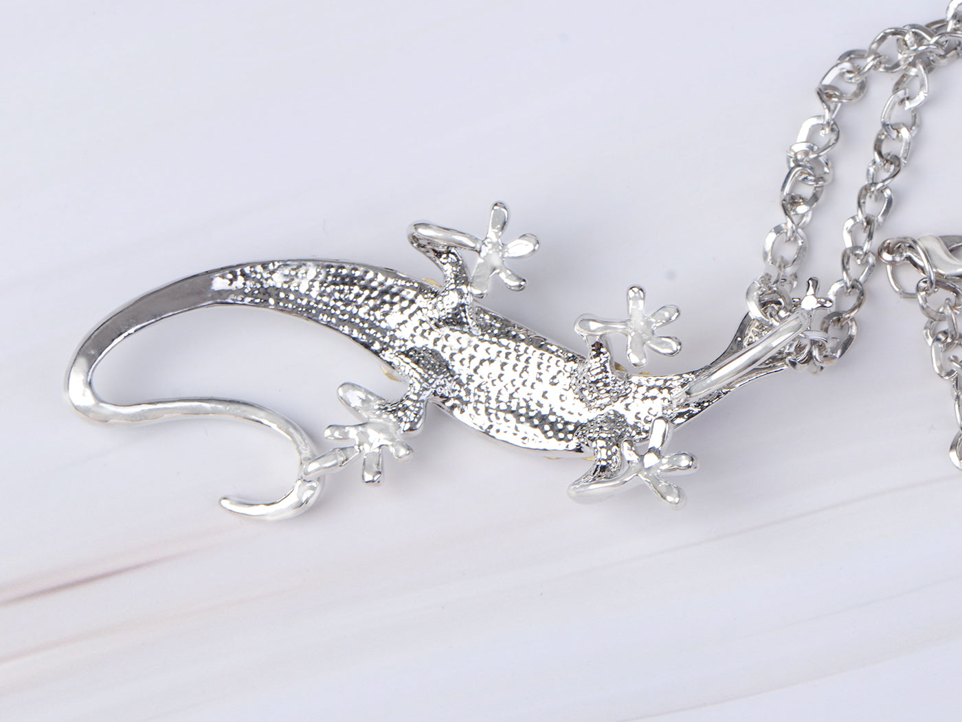 Long Tail Odd Walking Lizard Animal Pendant Necklace