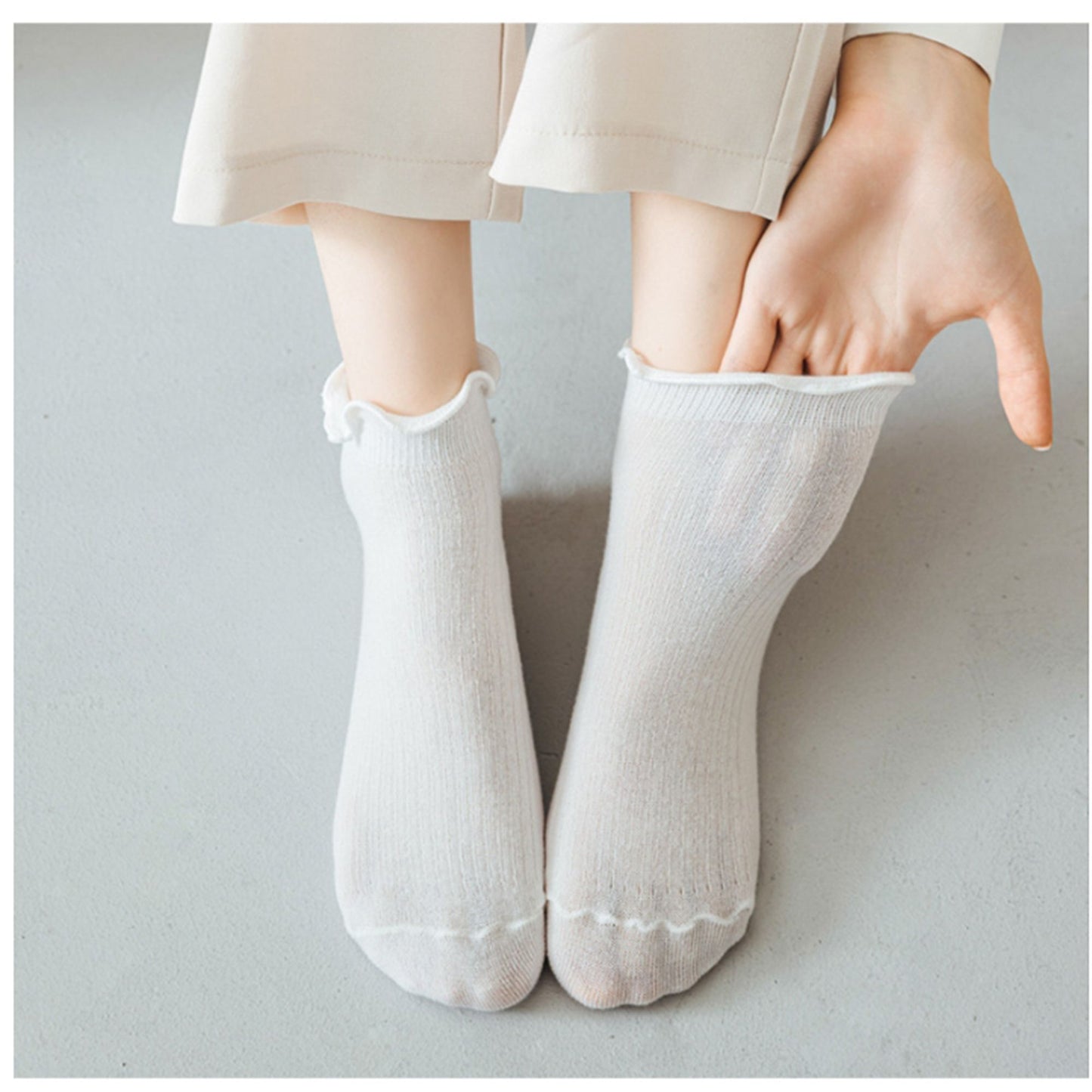 5-Pack Ribbed Ankle Socks with Ruffle Lettuce Trim Soft Stretch Cotton Cute Everyday Style