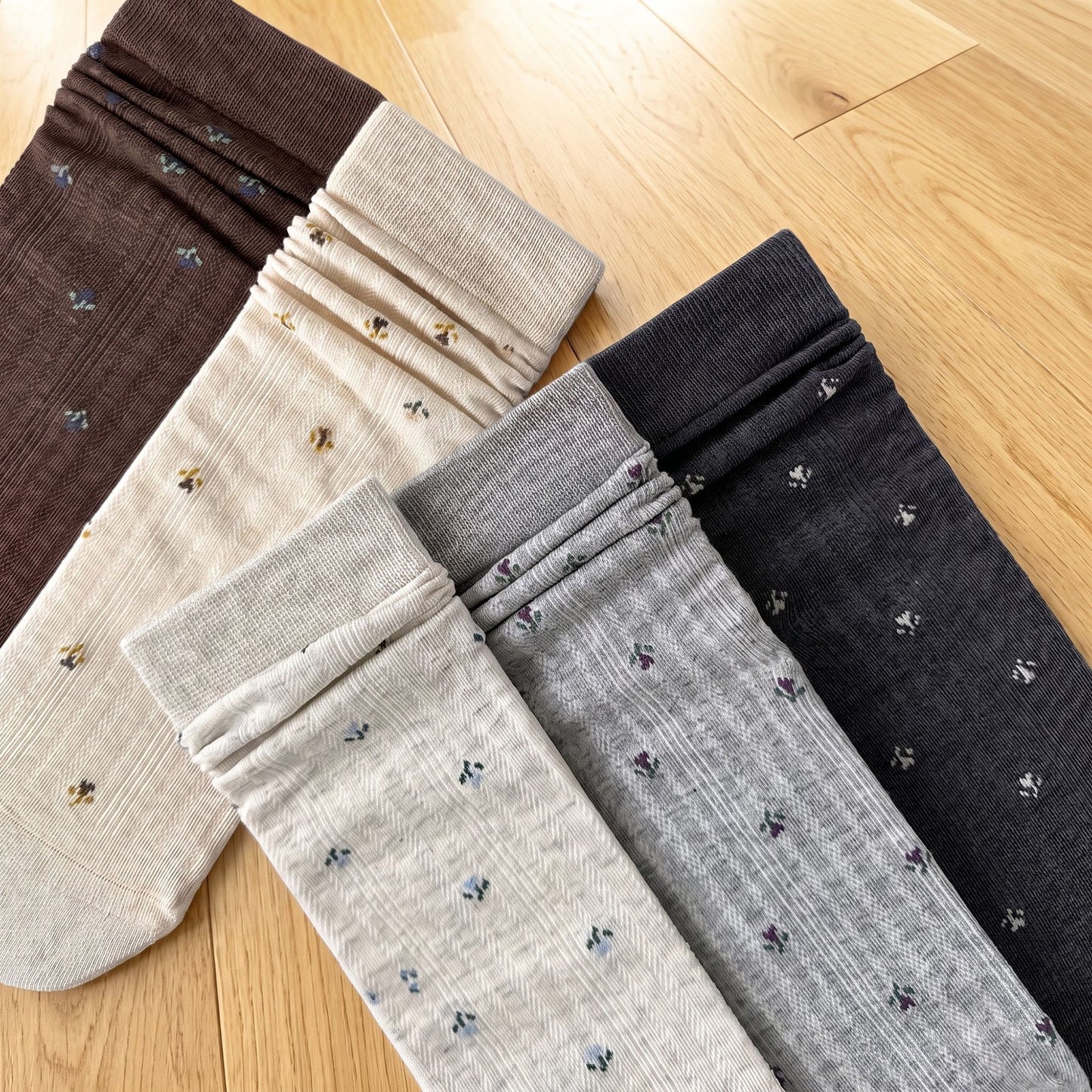 5-Pair Vintage Floral Crew Socks Set, Ribbed Knit Earth Tone Casual Hosiery