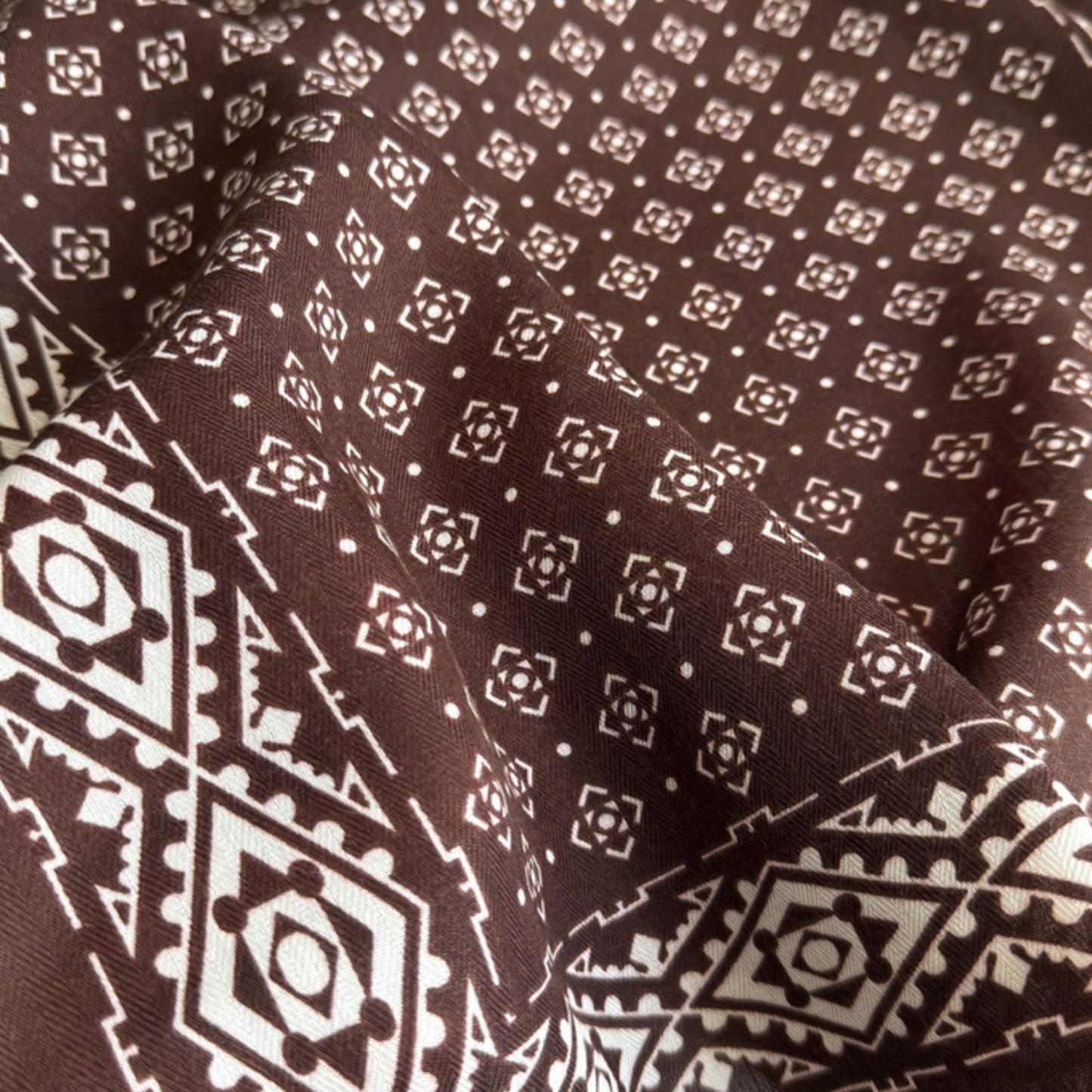 Geometric Print Square Scarf Lightweight Neck Hair and Handbag Fashion Accessory 26.8¡Á26.8 Inches