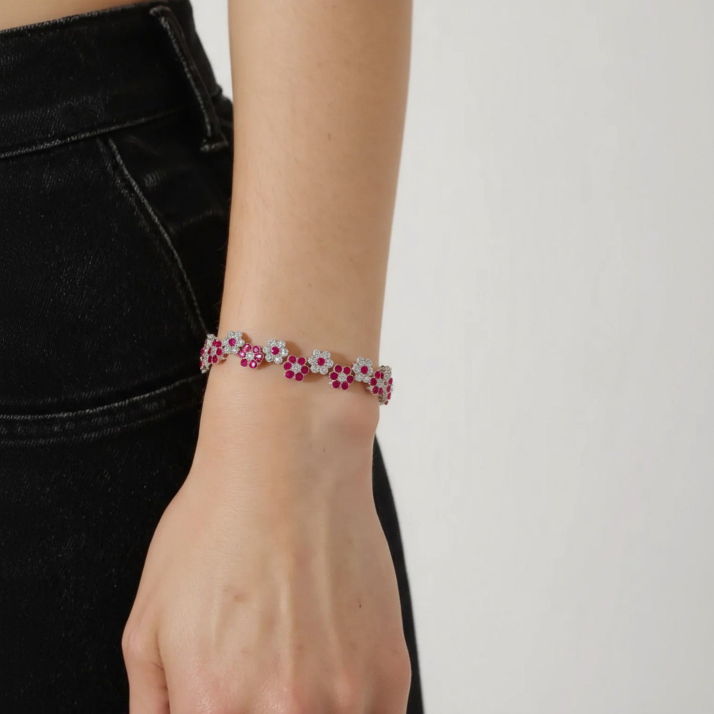 Women's Crystal Flower Bracelet with Rhinestone Accents and Linked Floral Design