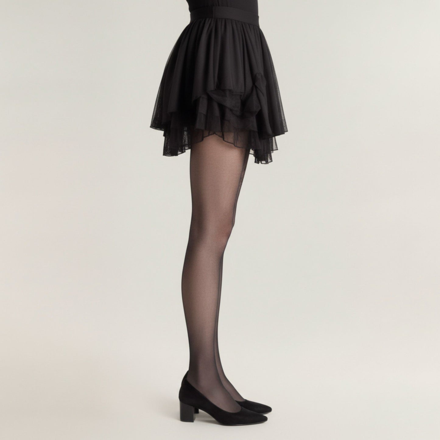 2pcs Women's Sheer Full Length Tights with Decorative Bow Thigh Print and Soft Stretch Fit for Delicate Feminine Styling