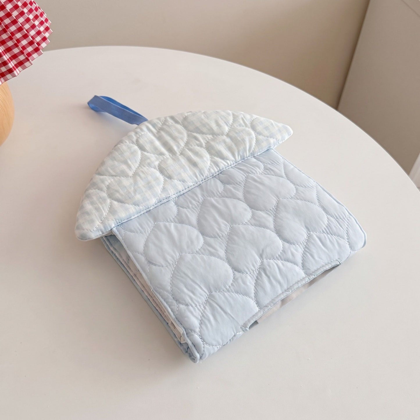 Quilted Hanging Tissue Holder with Heart Stitching