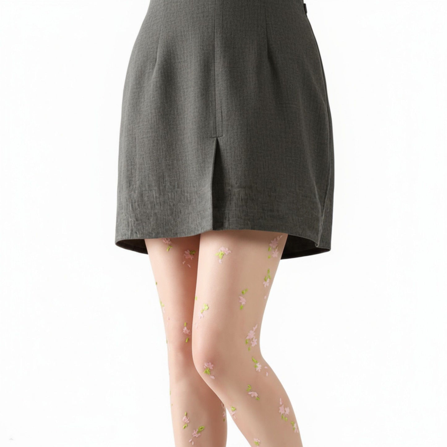 Sheer Floral Embroidered Tights with Delicate Blossom Pattern and Stretch Fit
