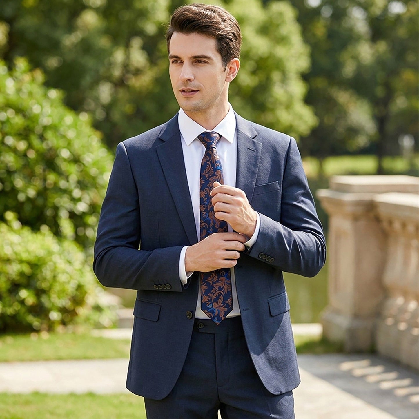 Men's Paisley Tie Gift Set with Matching Pocket Square Cufflinks and Silver Tie Clip