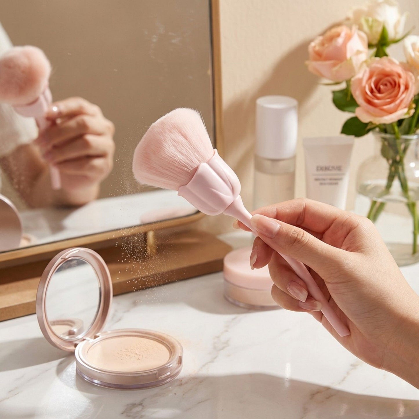Flower-Shaped Face Powder Brush with Soft Synthetic Bristles and Curved Stem Handle