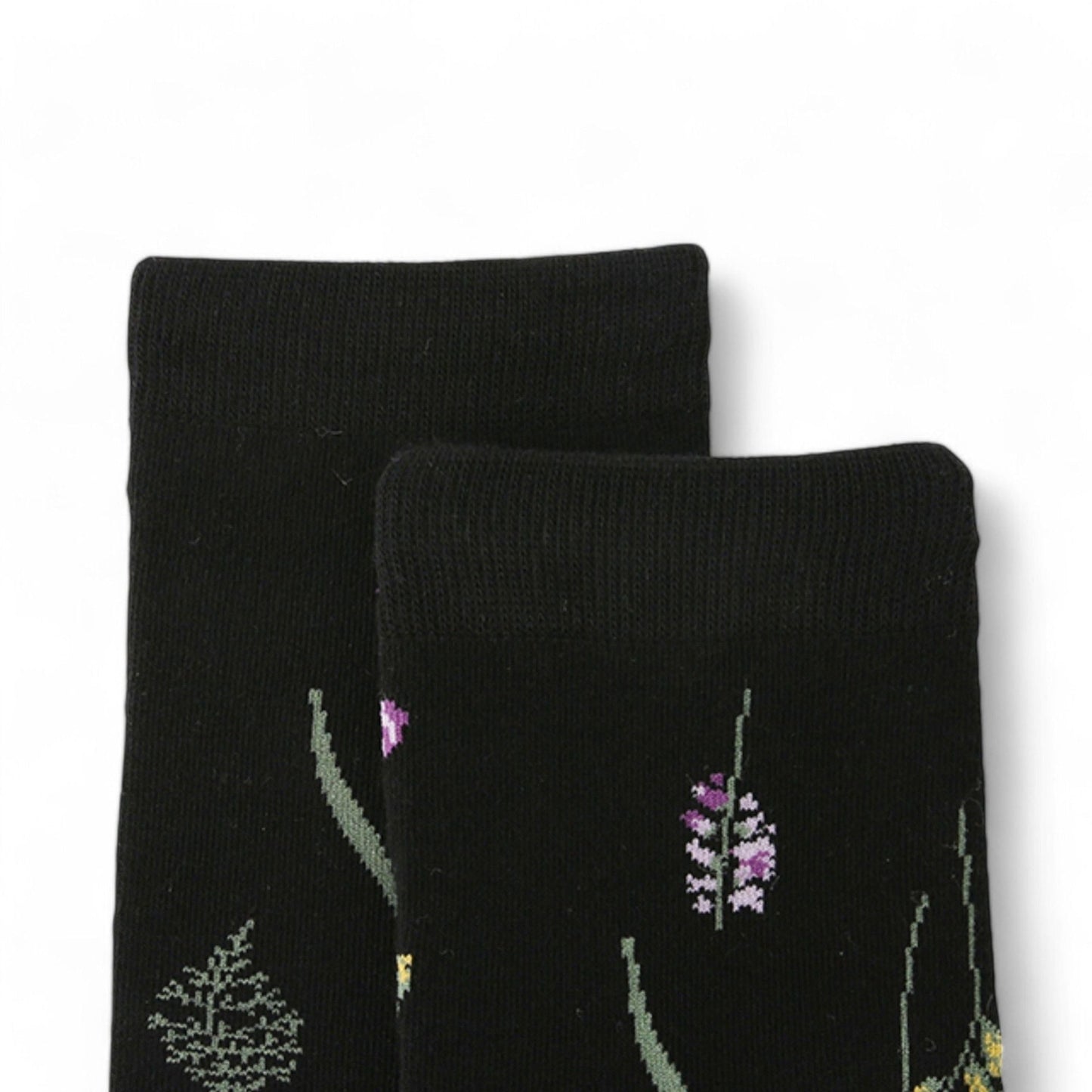 Women's 3-Pack Patterned Crew Socks with Vintage Embroidered Floral and Abstract Prints