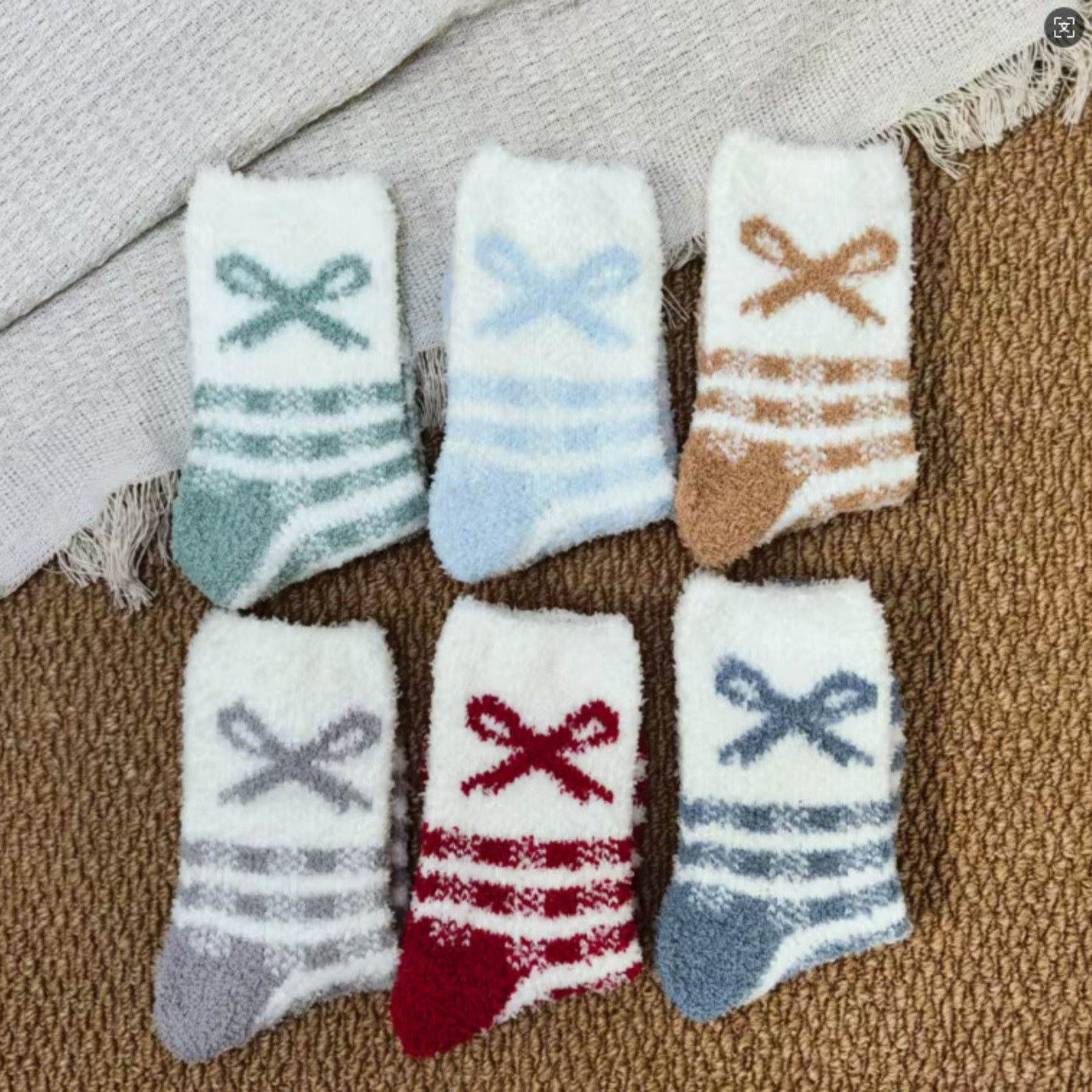 3-Pair Fuzzy Bow Knit Crew Socks Set with Plush Soft Texture, Stretchy Cozy Fabric, and Graphic Bow Pattern for Gifting