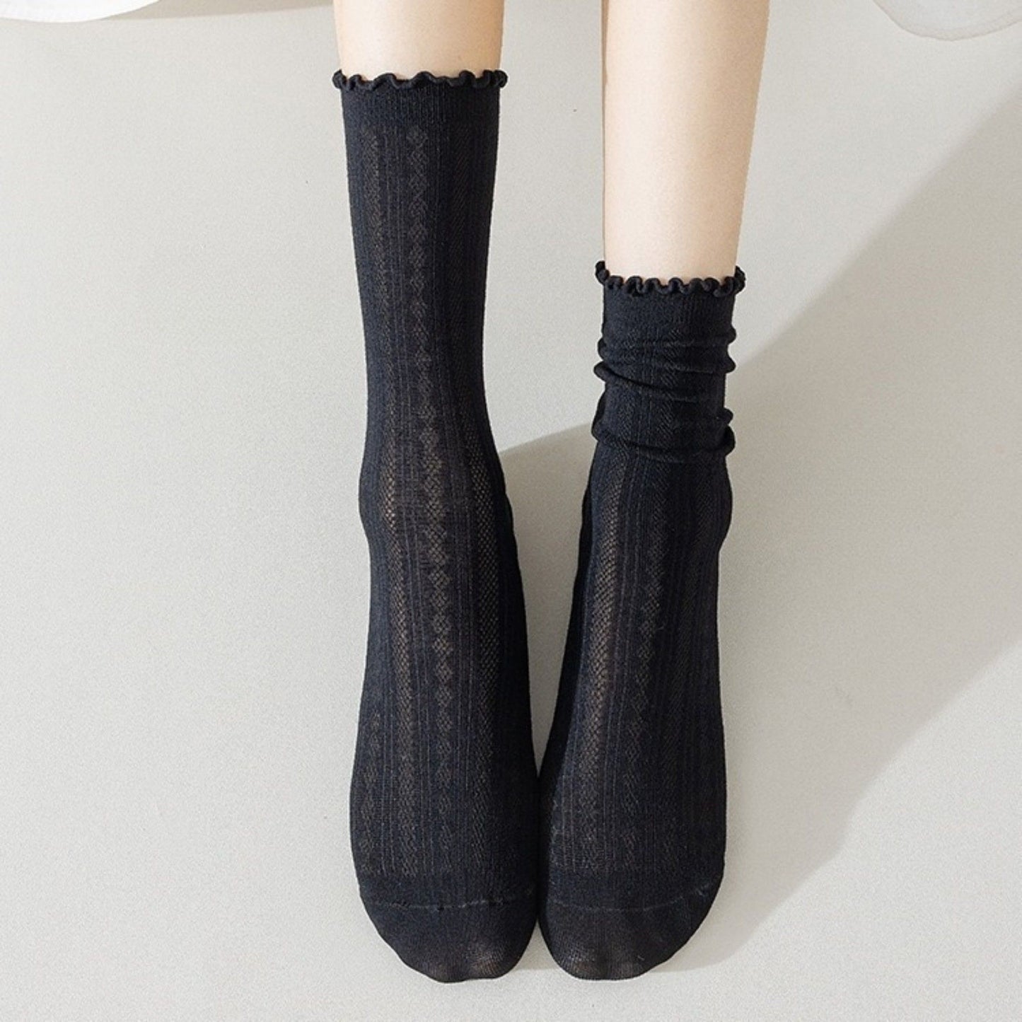 Ribbed Crew Socks with Ruffle Lettuce Trim Soft Stretch Knit Comfortable Everyday 5-Pack