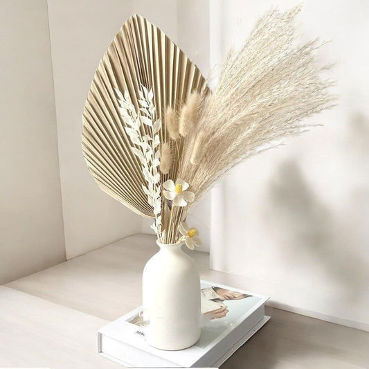 Elegant Dried Palm Leaf and Pampas Grass Floral Arrangement