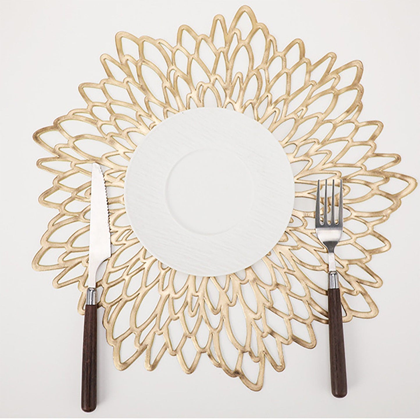 4 Piece Set Round Floral Cutout PVC Placemats Heat Resistant Decorative Table Mats