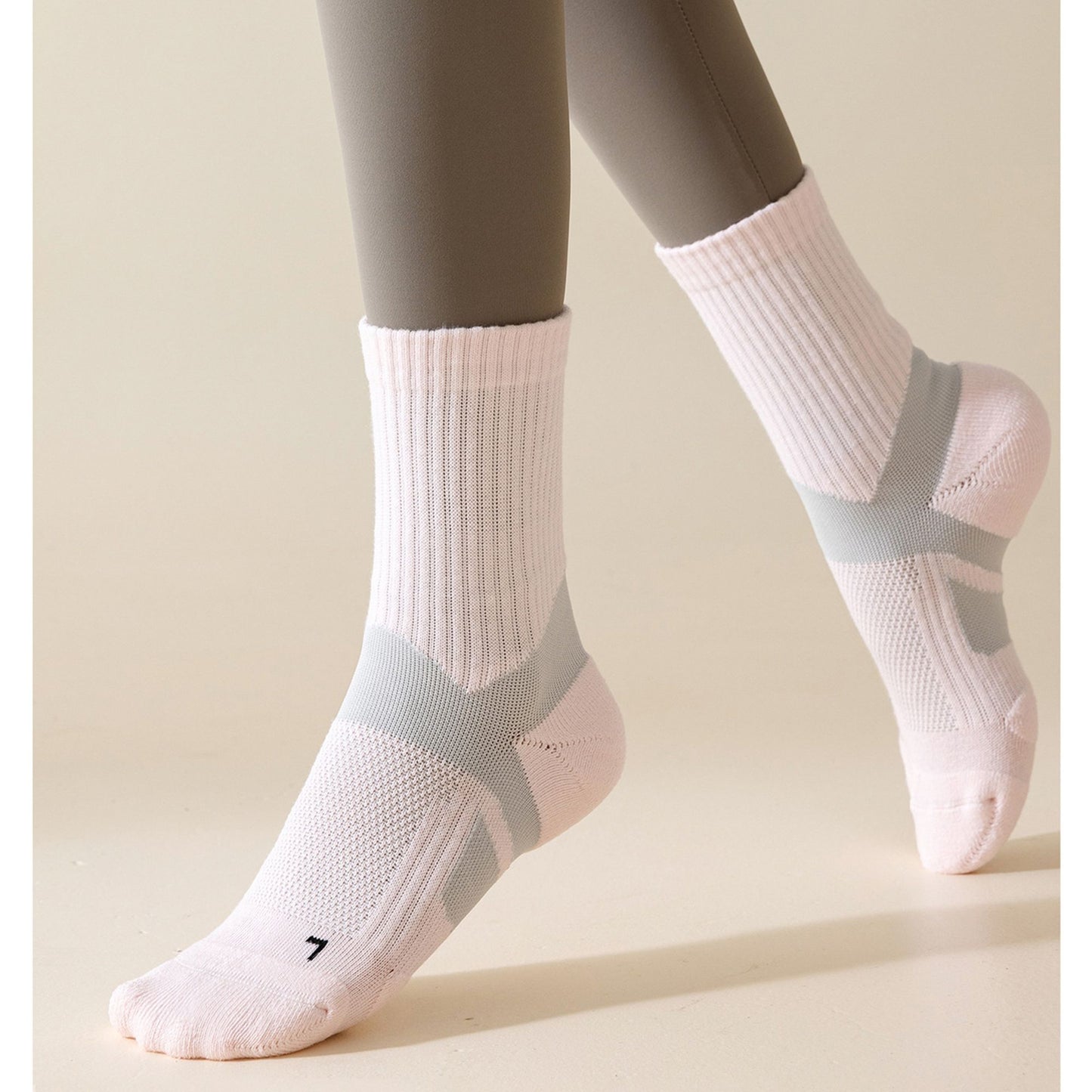 3-Pair Pack Cushioned Sports Crew Socks with Arch Support Mesh Panels and Ankle Compression