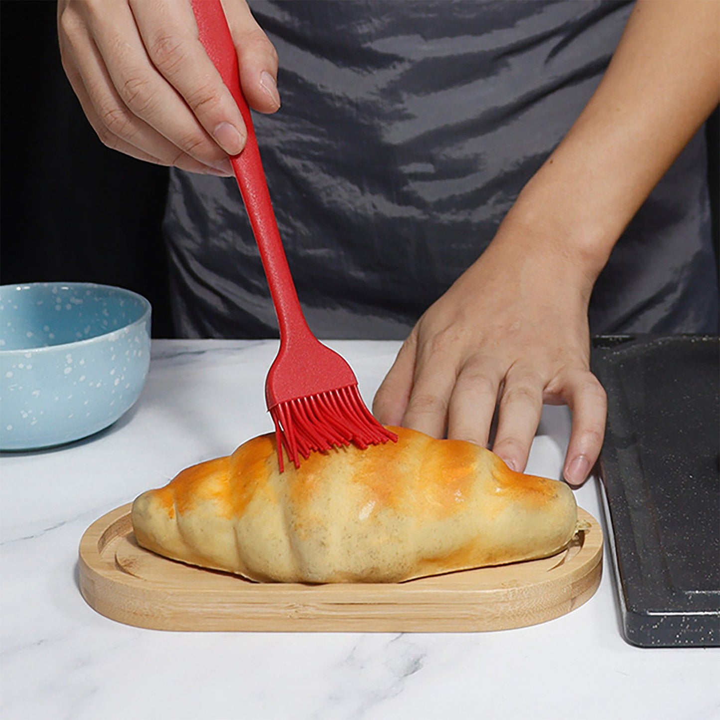 5-Piece Silicone Kitchen Utensil Set with Spatulas, Whisk and Pastry Brush