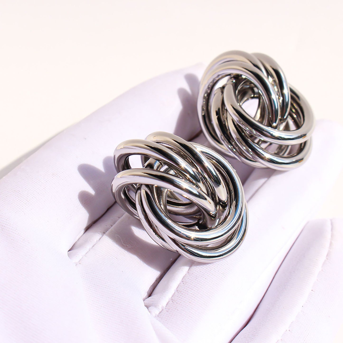 Women's Multi-Circle Statement Earrings with 925 Silver Needles