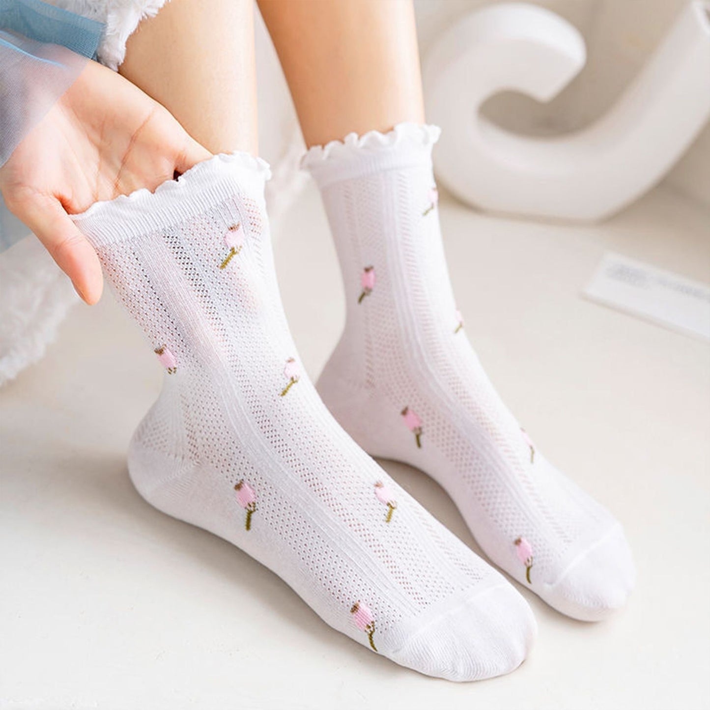 5-Pair Set Ruffle Ankle Socks with Floral Embroidery and Breathable Knit Design for Flats or Mary Janes