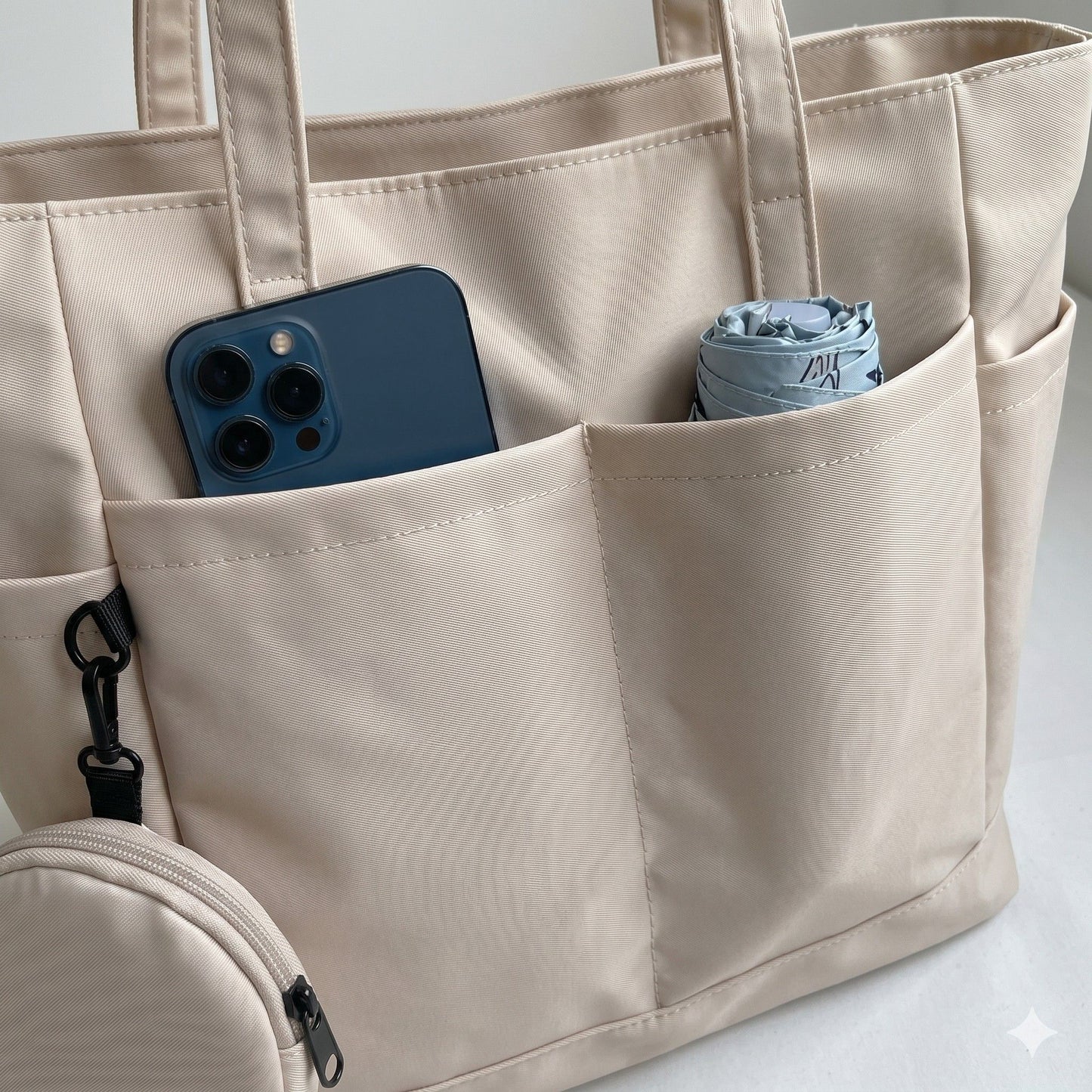 Large Capacity Tote Bag with Zip Closure Spacious Shoulder Bag Lightweight Daily Bag