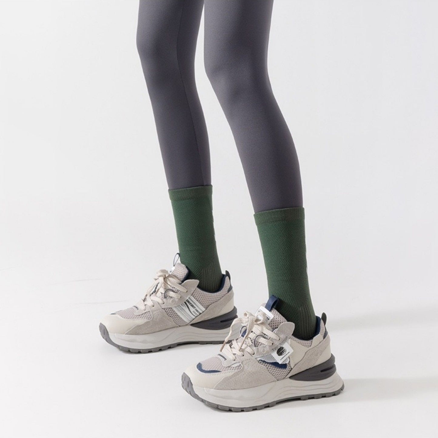 Reflective Compression Sports Socks with Breathable Fabric and Night Visibility Design 2-Pack