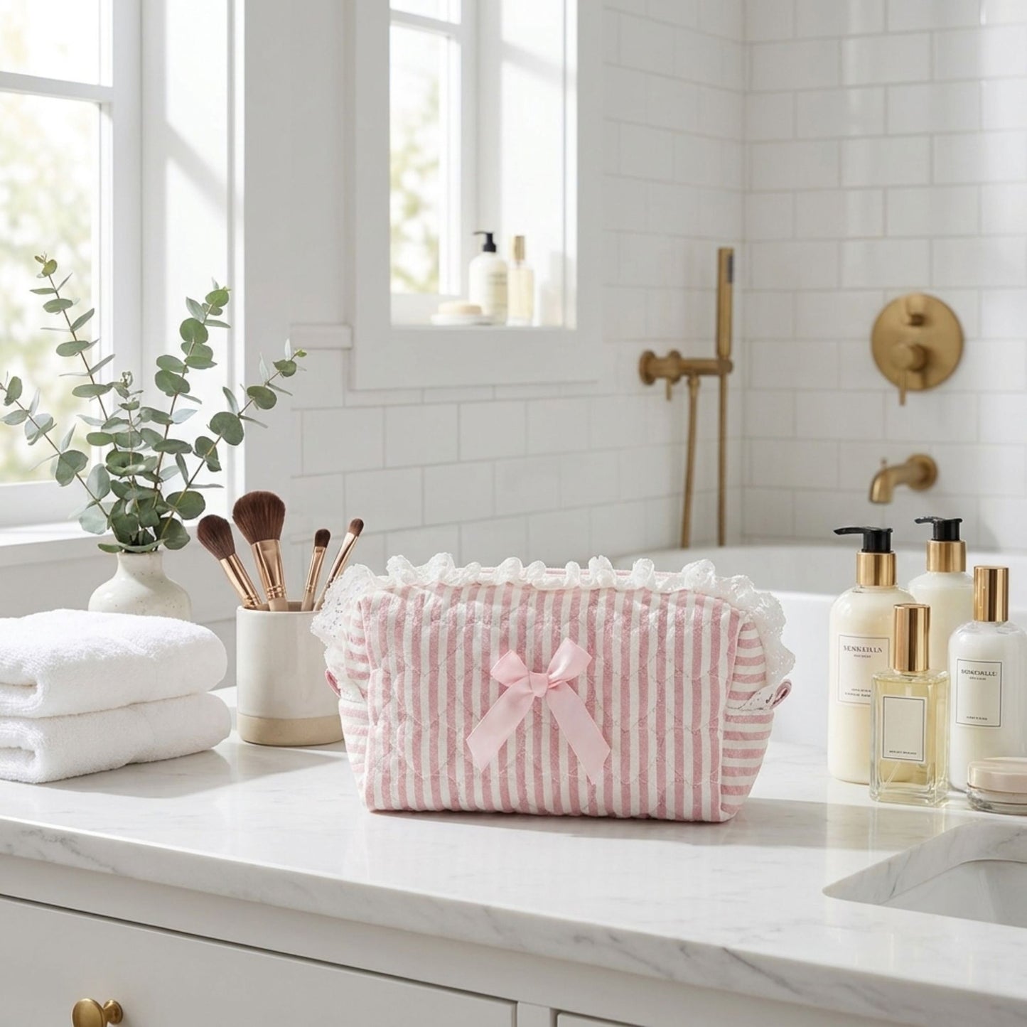 Quilted Makeup Bag Large Capacity Cosmetic Pouch Travel Toiletry Organizer