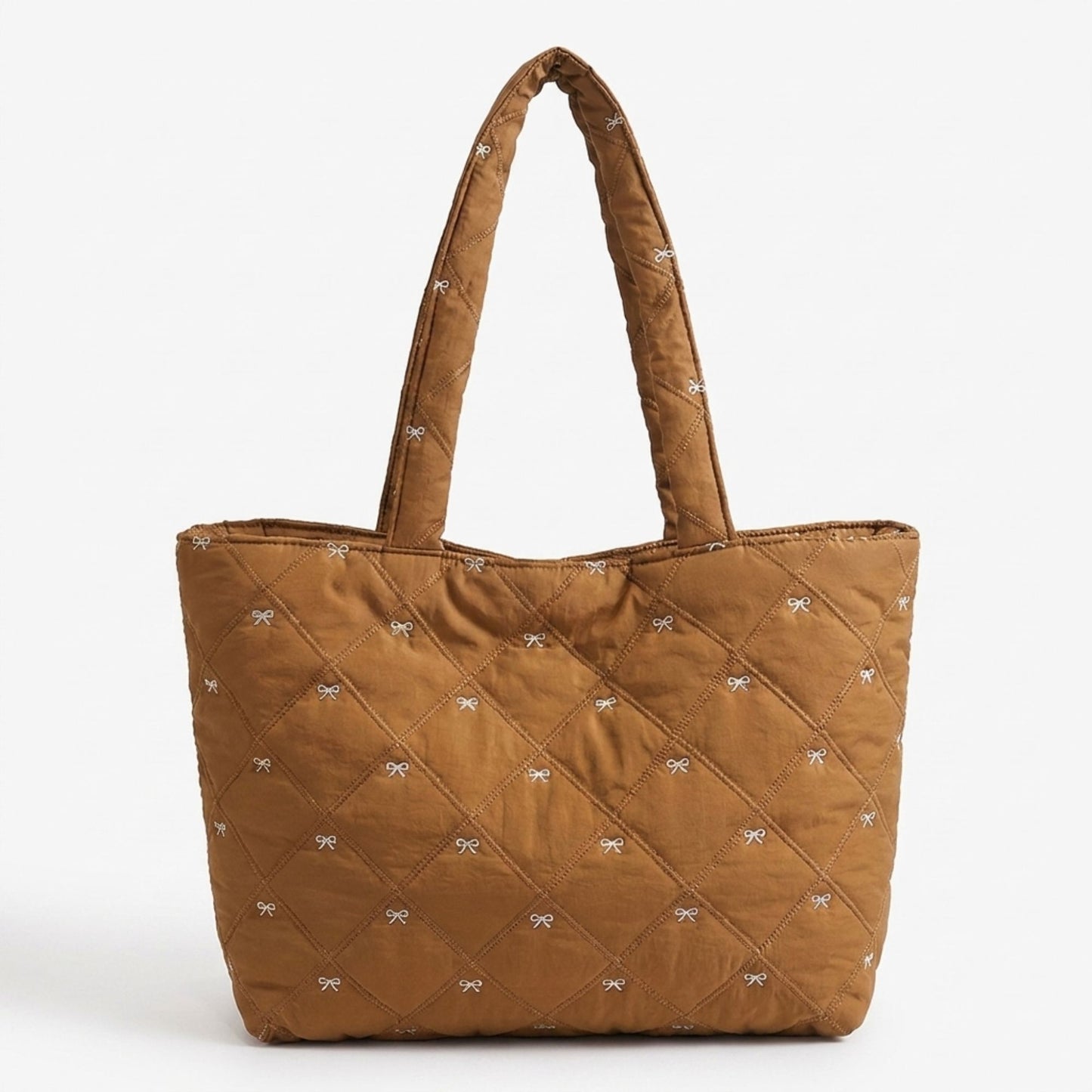 Quilted Tote Bag Large Capacity Shoulder Bag with Bow Embroidery and Magnetic Closure