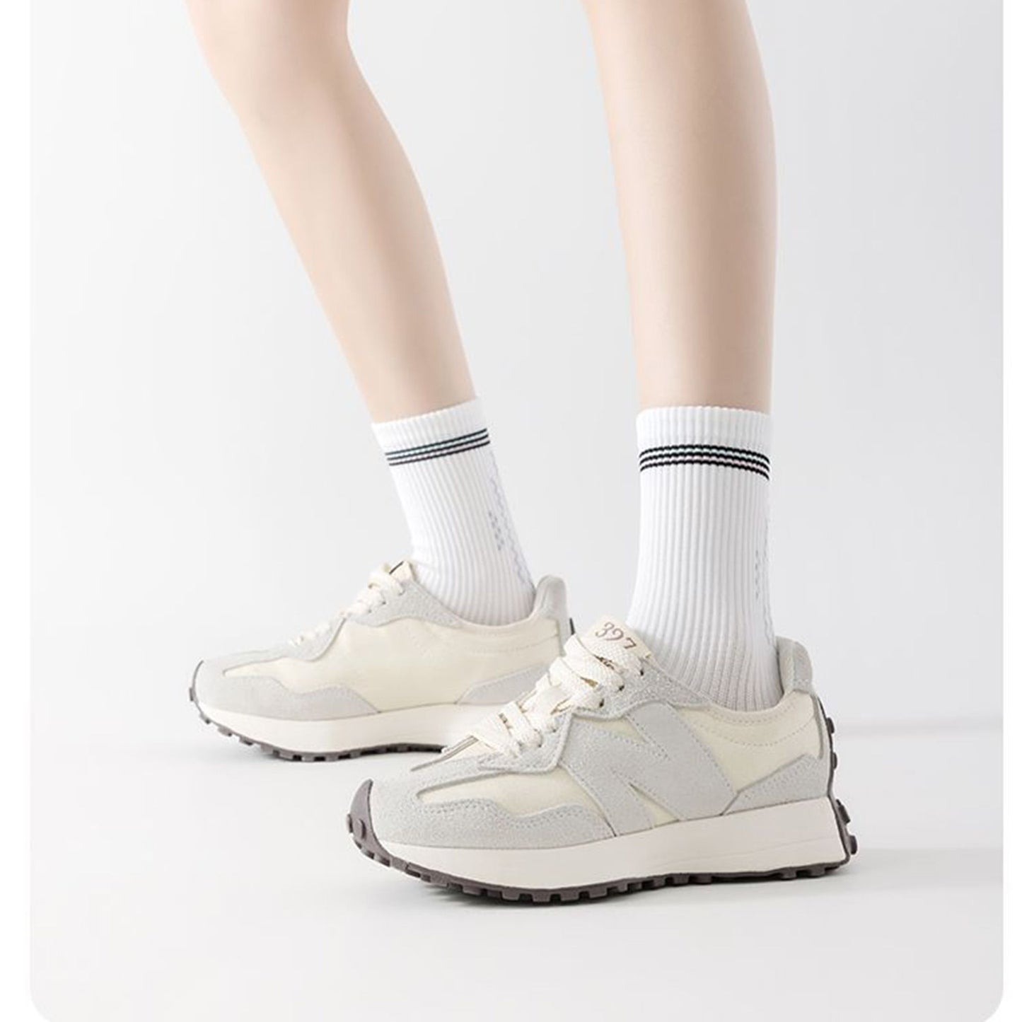 5 Pairs Mid-Crew Sport Socks Cushioned Arch Support Breathable Athletic Fit with Elastic Cuff