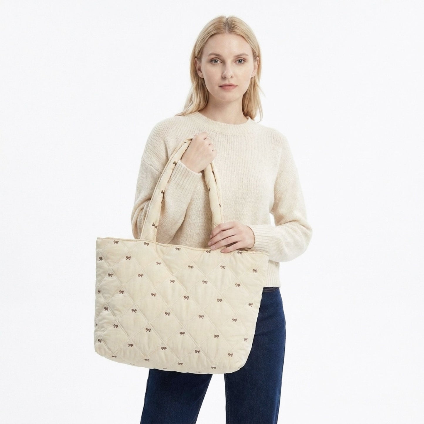 Quilted Tote Bag Large Capacity Shoulder Bag with Bow Embroidery and Magnetic Closure