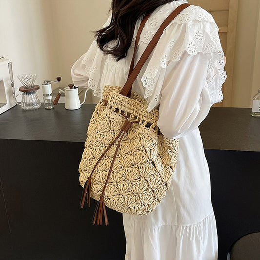 Women's Rustic Straw Shoulder Bag with Leather Accents